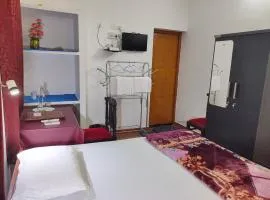 Families Couples Friendly Stay Pool Day Ettumanoor Thellakom 7994!64950