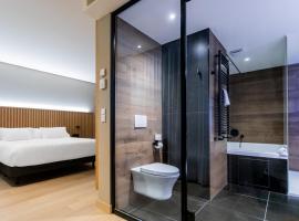 Hq La Galeria, Hotel in Burgos