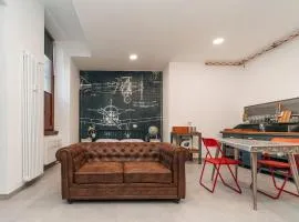 Loft Hangar in Como Lake center & Private Parking