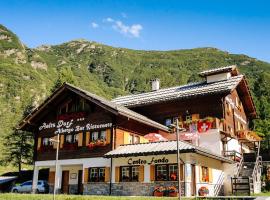 Aalts Dorf, hotell sihtkohas Riale