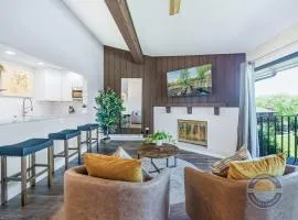 Modern Lake Geneva Condo with Pool and Patio