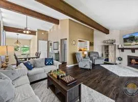 Modern Lake Geneva Condo with Views