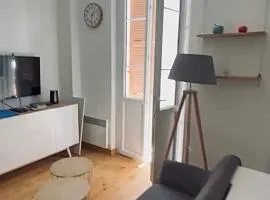 Bel appartement, balcon, 15 minutes du centre
