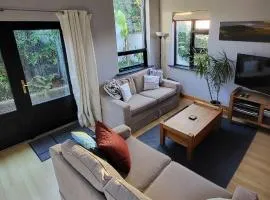 Bright spacious mews in great location