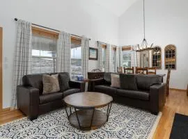 100 Fairway Lane