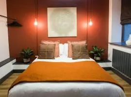 Stylish Grade II Listed 1-Bed Northern Quarter Apartment
