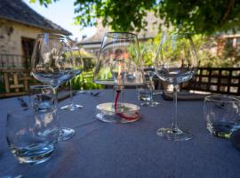 Hôtel-Restaurant Au Moulin d'Alexandre, hotel di Sainte-Eulalie-dʼOlt