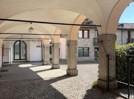 Nido Nel Borgo、Esineのホテル