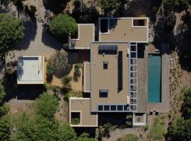 Muda Luxury Estate near Comporta, Hotel in Torroal