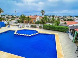 Calpe में, होटल Relaxation and sun in Calpe with a nearby pool