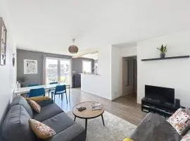 Agréable T2, Île de Nantes, 4 personnes, balcon sud-ouest, proche centre-tram