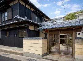 Villa Fuu 福-島のとびら The Island Gate- フェリー岩屋港徒歩3分上質な古民家一棟貸