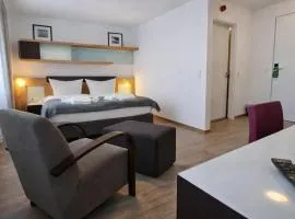 Check-Inn Hotel - Offenbach