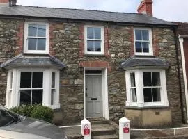 Amesbury - Newport