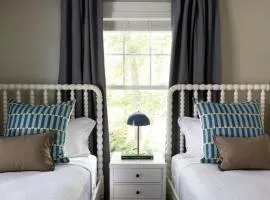 The Lodge on the Cove