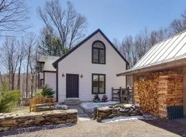 Charming Dorset Cottage Nestled in the Treetops