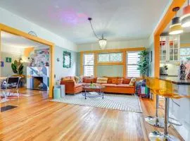 Midtown Oasis - BBQ, Deck, Games & Artistic Vibes