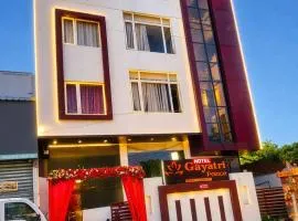 Hotel Gayatri Palace