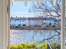 Thimble Cottage - Emsworth, hotel i Emsworth