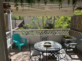 Les hiboux du Sud – hotel w mieście Quissac