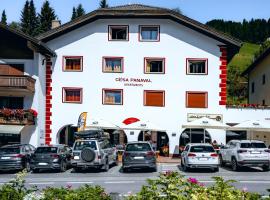 Cësa Panaval Apartments, Hotel in St. Christina in Gröden