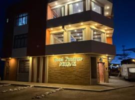 Hotel de Sal Atipax، فندق في أويوني