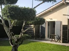 Chambre calme proche de Bordeaux avec petit-déjeuner