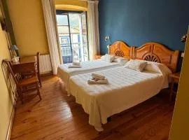 Hotel Cuevas Del Mar