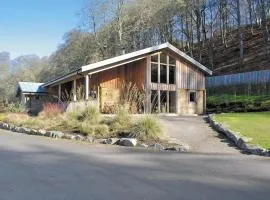 Ghillies Lodge - Syyc