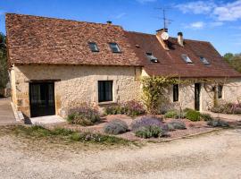 La bergerie des petits loups, hotelli kohteessa Montagnac-la-Crempse