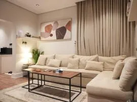 Serenity Luxury Suite - Smart Entry