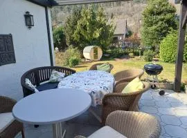 ZusammenZeit in Schleiden - inklusive Sauna, Garage, großer Terrasse und 3 Schlafzimmer - ideal für Familien und Freunde - Hunde freundlich
