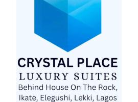 De Crystal Place, hotel en Ikate
