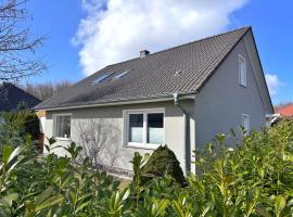 Ferienhaus Achtsam mee h rverliebt, Hotel in Sassnitz