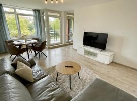 Apartment mit Balkon - Nähe CHIO Aachen, hotel en Herzogenrath