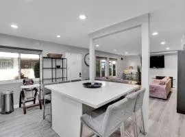 Family 4BR Home 15 min to Disneyland & Beach