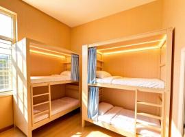 YangShuo Backpacker Hostel West Street Branch – hotel w mieście Yangshuo