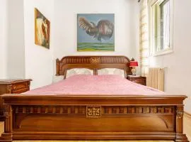 Knez Mihailova apartment, City center