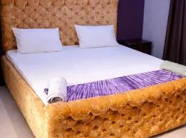 Cutting Edge Guest House