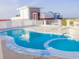 Freggy African Comfort Homes BDR1