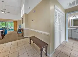 New Bern Condo-Waterfront Pools Hot Tub & Family Fun