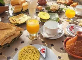 Villa Palm Desert - holiday stay with AC, Fast WiFi & Free Private Parking in Erfoud