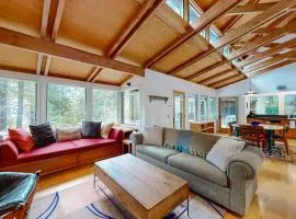 Windsong Redwood Retreat