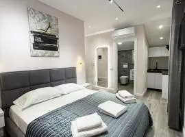 Rent Rooms Alvin - Luxury Apartments Near the Lake