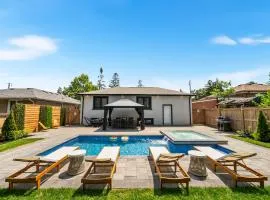 5 Bedroom Luxury Spa Escape with Pool & Jacuzzi