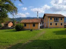 Pliva Rentals-Riverside Apartments