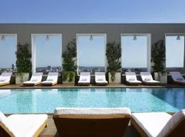 The Valorian Los Angeles, Curio Collection by Hilton