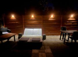 Le Cocon en pierre au coeur du Verdon et son spa en supplément gîte "Le Repos Des Chênes", Hotel in Régusse