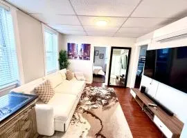 3 Bedroom Smart Apartment Sleeps 11 just 20 min to Times Square