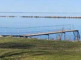 Cozy Log Cabin Near Beach And Forest